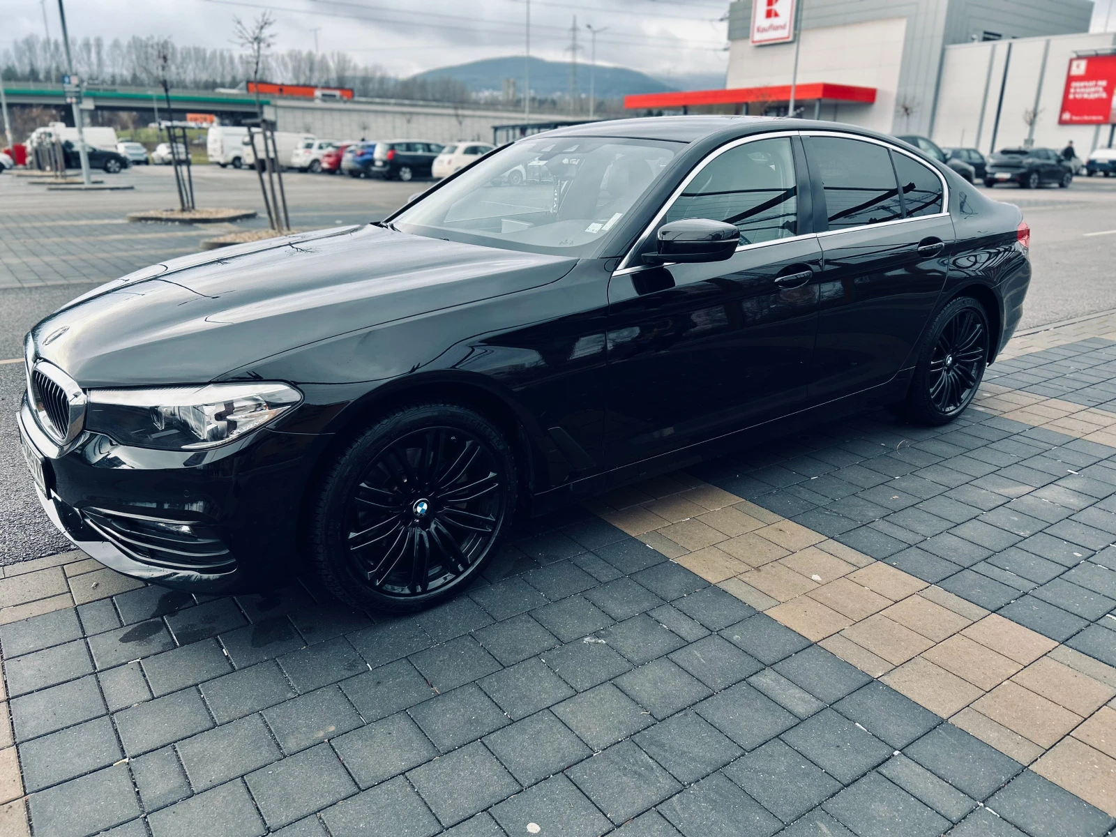 BMW 520  - изображение 2