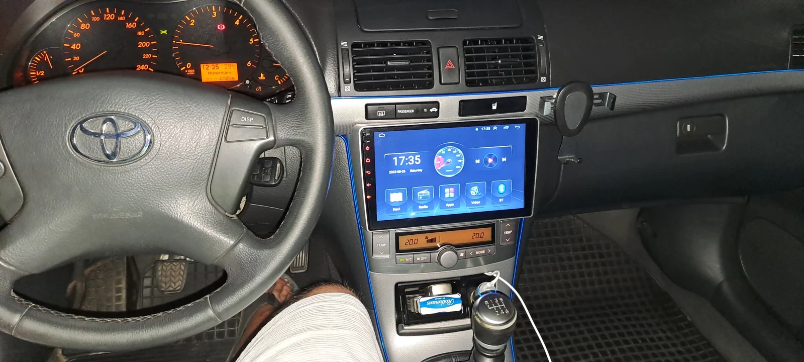 Toyota Avensis 2.0  - изображение 5