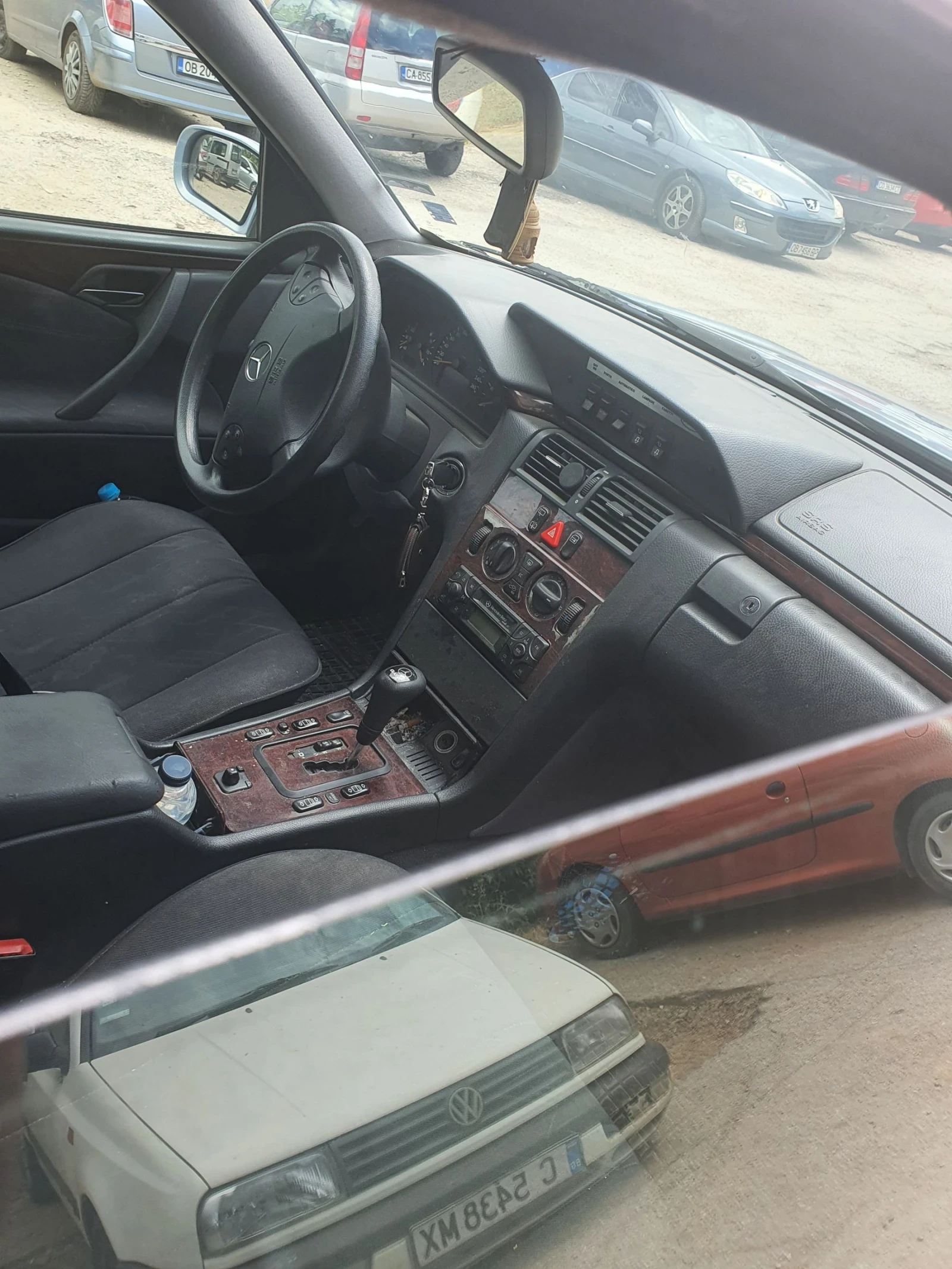 Mercedes-Benz E 270 2.7CRD  - изображение 6