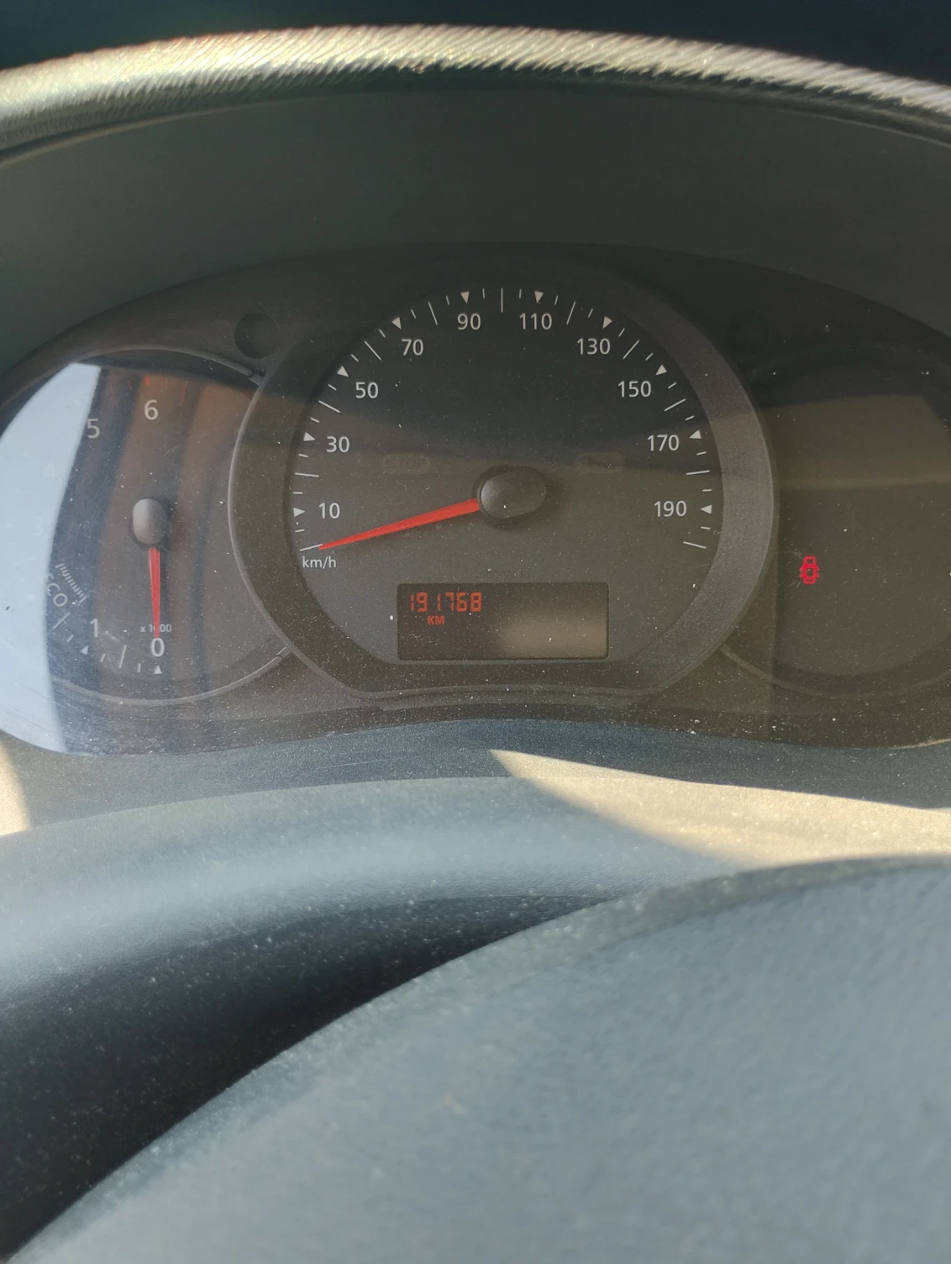 Renault Kangoo Товарен, 2 места - изображение 5