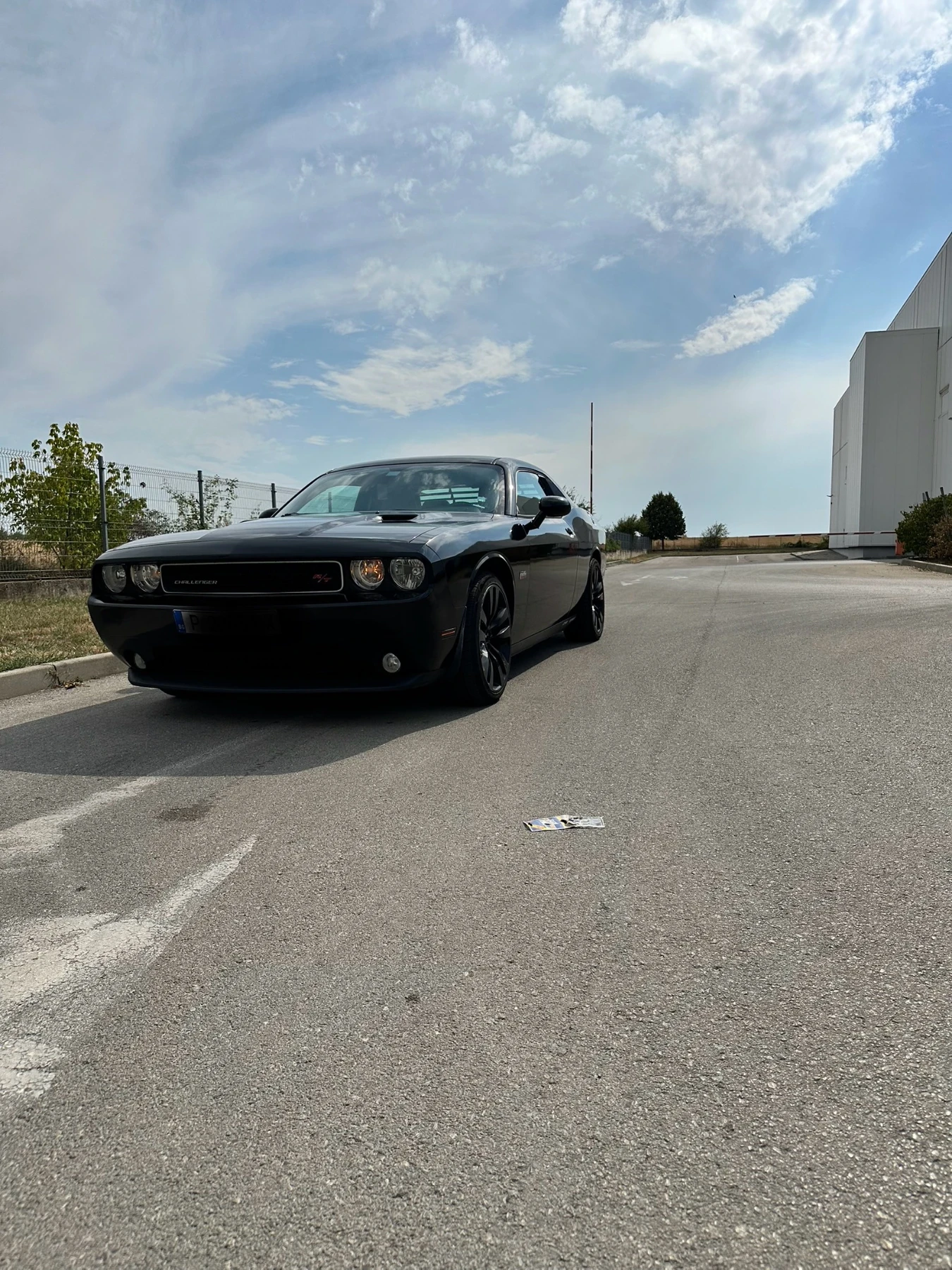 Dodge Challenger 5.7 - изображение 2
