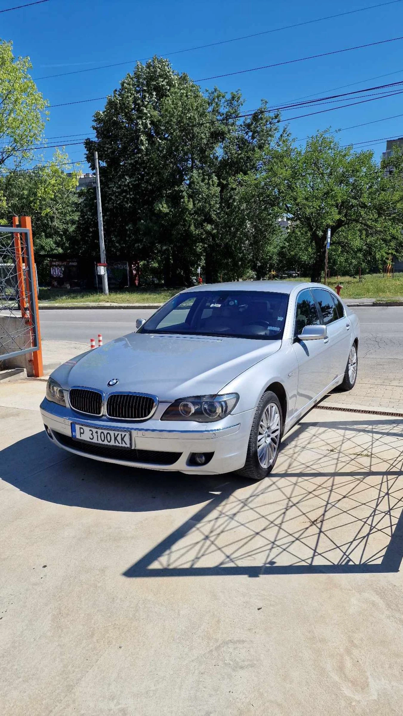 BMW 730  - изображение 2