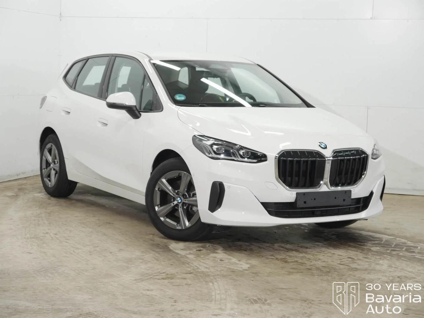 BMW 218 i Active Tourer Steptronic | Mobile.bg   4