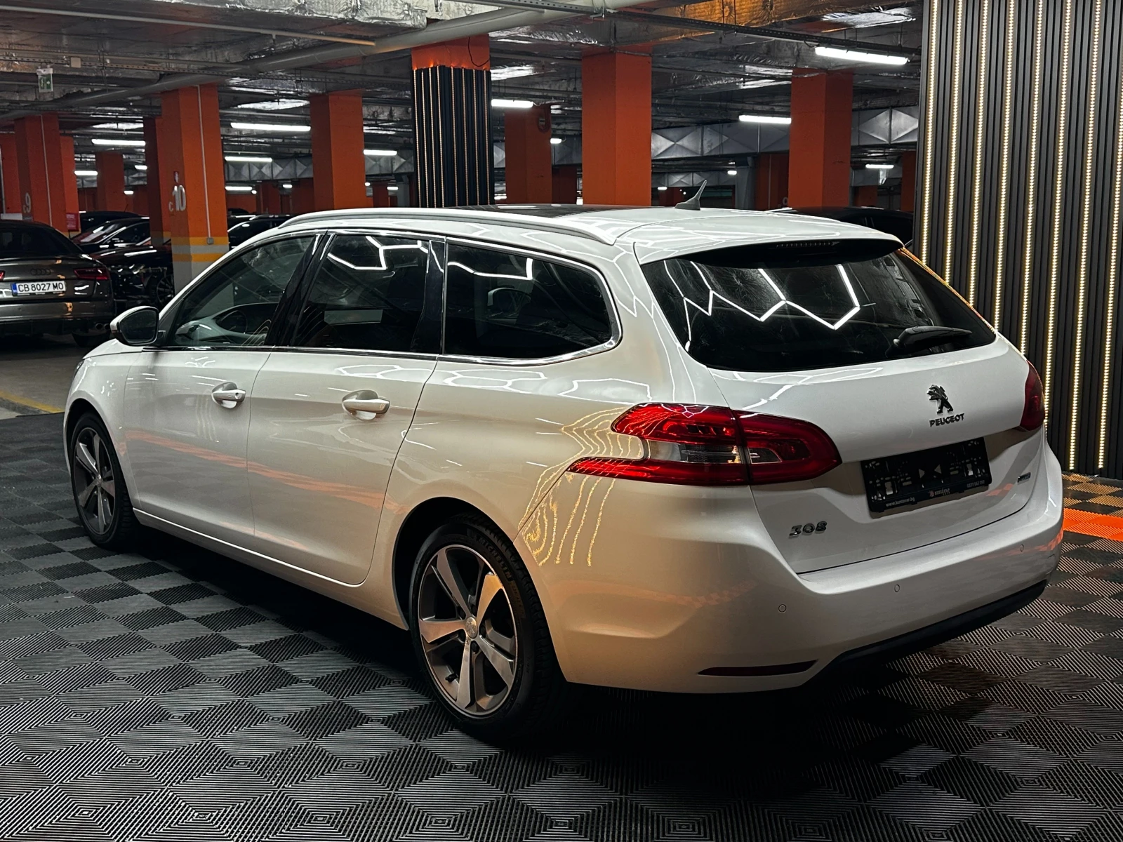 Peugeot 308 2.0d 150 к.с. /ГАРАНЦИЯ/БАРТЕР/ЛИЗИНГ/КОМЕНТАР, снимка 5 - Автомобили и джипове - 52523762
