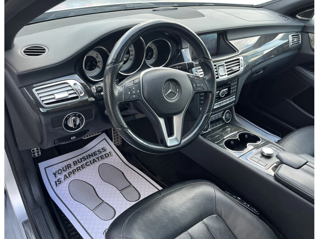 Mercedes-Benz CLS 550 107000км* AMG* 4 Matic* FULL - изображение 10