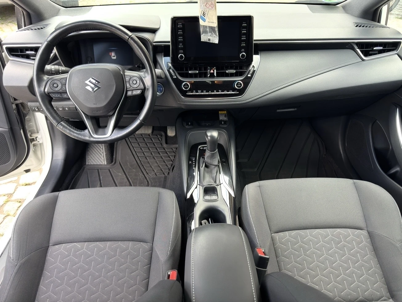 Suzuki Swace 1.8 Hybrid 41 000km Germany - изображение 9