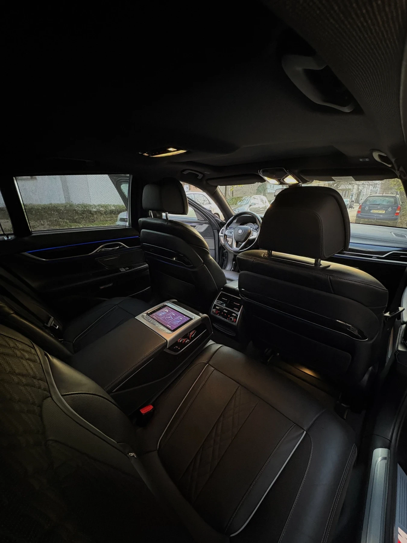 BMW 750 xDrive, MSport, Lase  - изображение 9