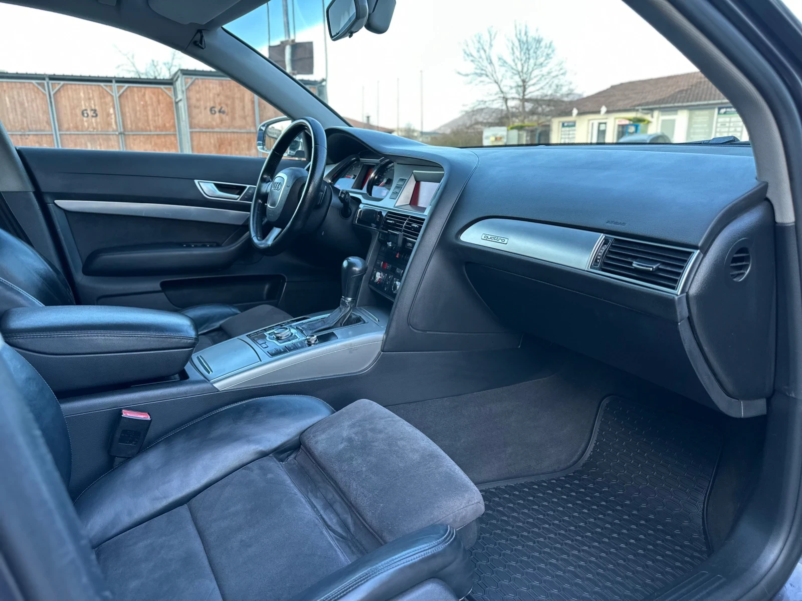 Audi A6 2.7TDI* S-line* Quattro* Кожа* Подгрев* Автоматик*, снимка 12 - Автомобили и джипове - 53839480