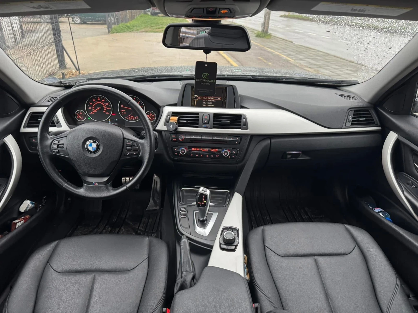 BMW 320 Stage 1 и Генерация, снимка 3 - Автомобили и джипове - 53880695