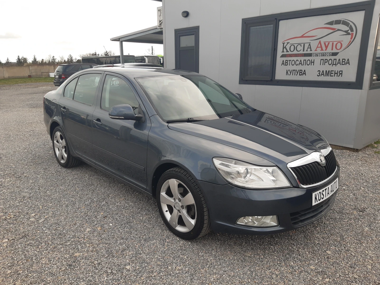 Skoda Octavia КАТО НОВА, снимка 2 - Автомобили и джипове - 54083901