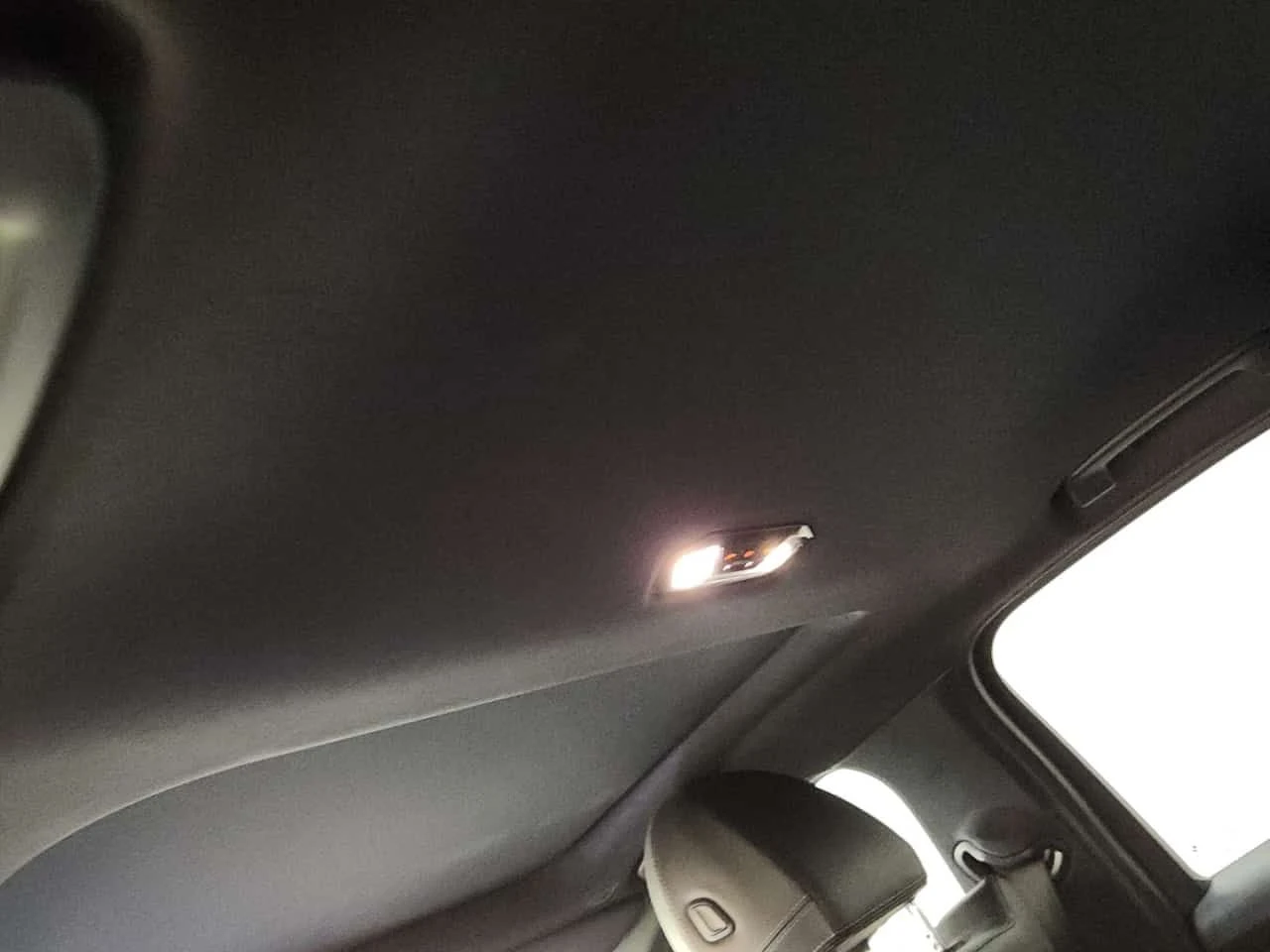 BMW 330 I XDRIVE| HARMAN KARDON| HEAD-UP| PANORAMA| , снимка 14 - Автомобили и джипове - 54155671