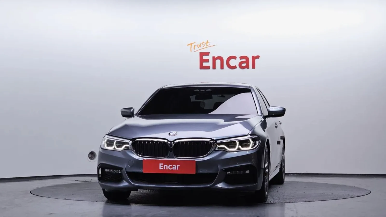 BMW 520 d M SPORT | HEAD-UP | ПОДГРЕВ | ПАНОРАМА, снимка 2 - Автомобили и джипове - 54621260