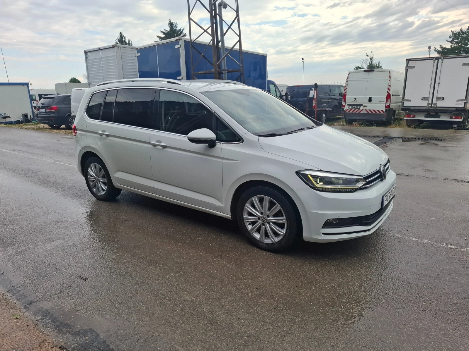 VW Touran 2.0tdi DSG Navi 150кс., снимка 2 - Автомобили и джипове - 55150986