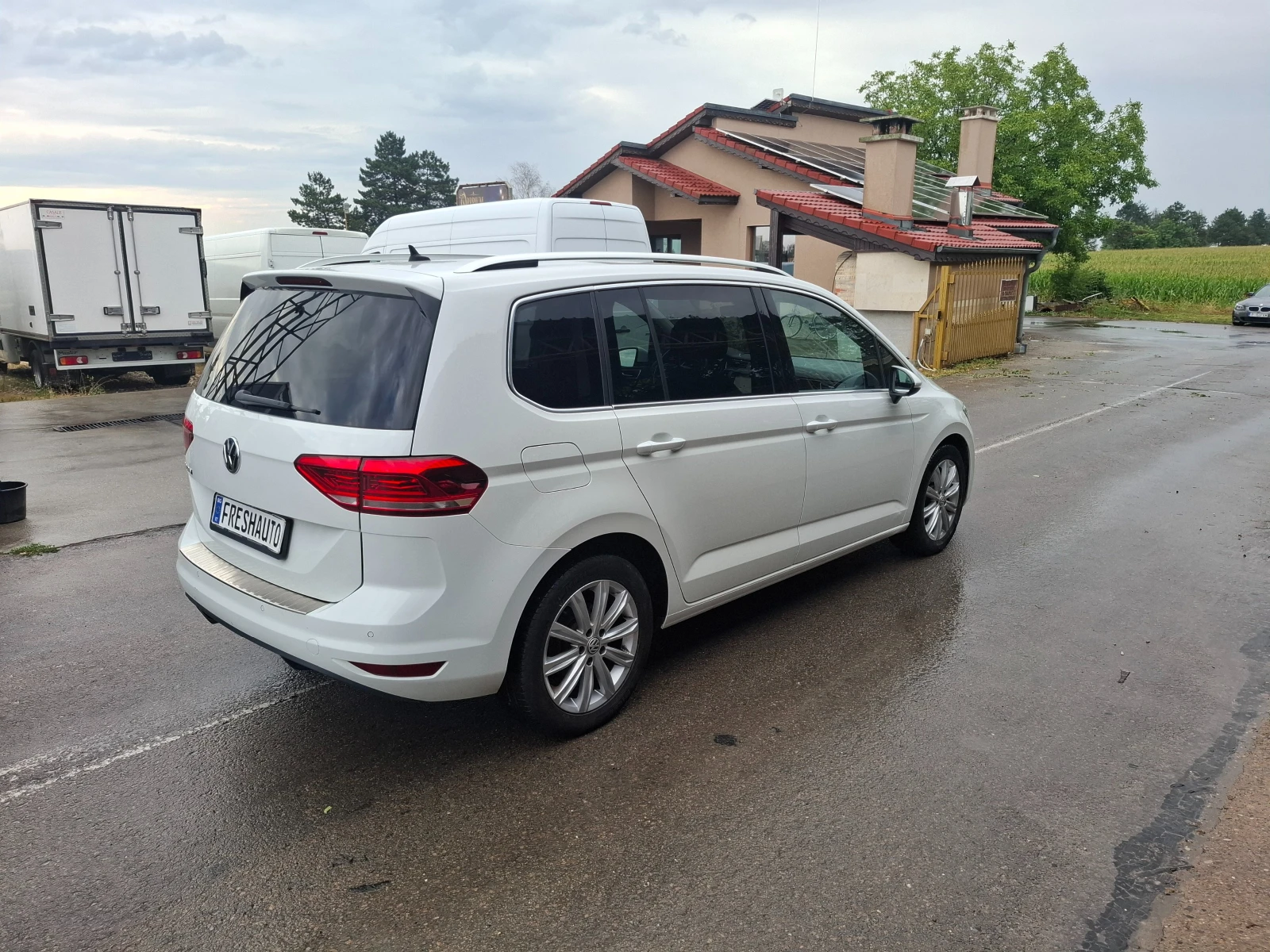 VW Touran 2.0tdi DSG Navi 150кс., снимка 5 - Автомобили и джипове - 55150986
