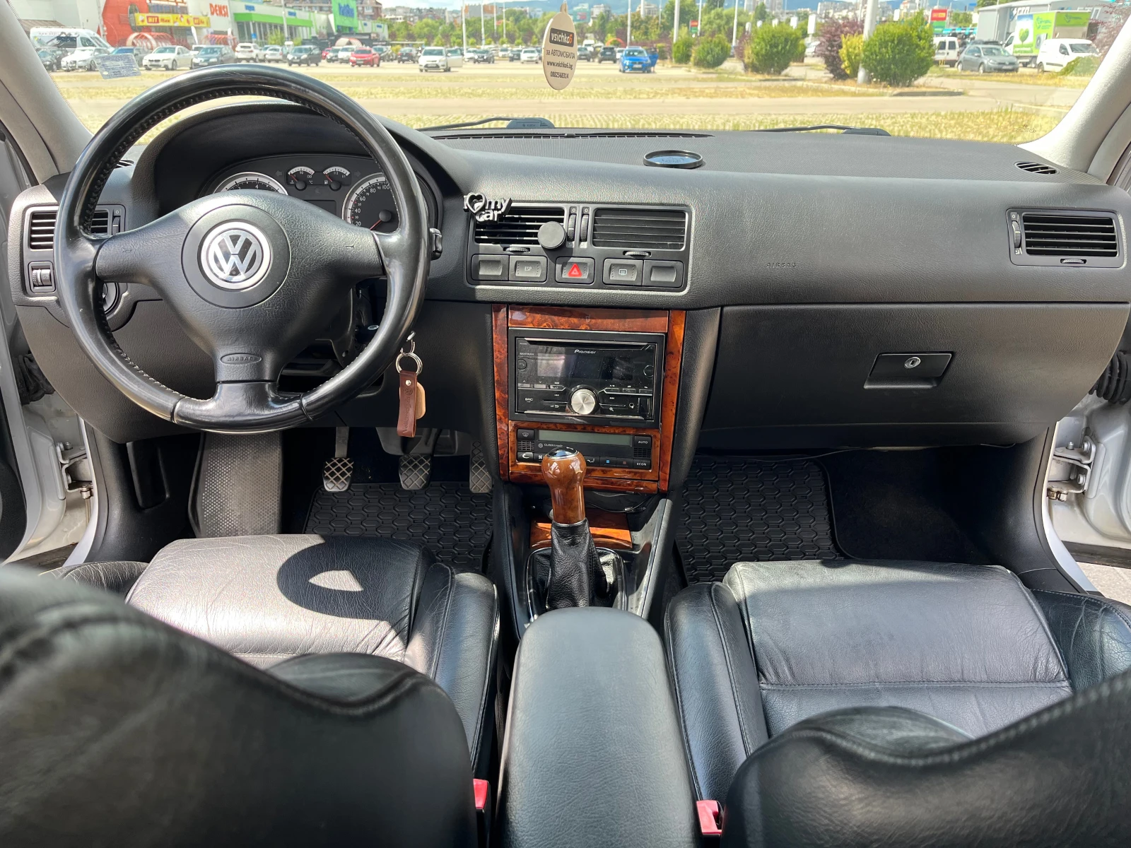 VW Bora, снимка 13 - Автомобили и джипове - 55425857