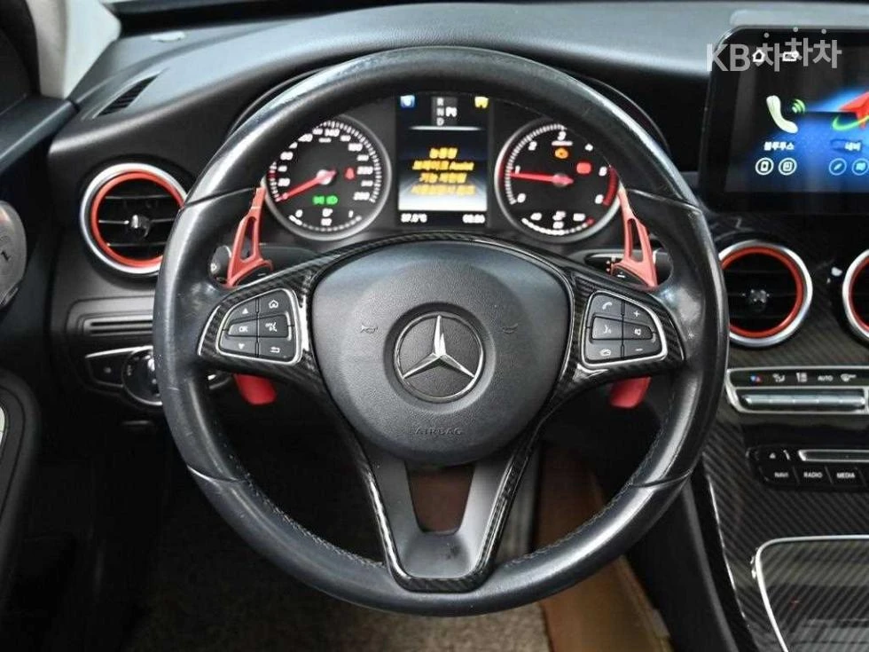 Mercedes-Benz C 200 AMG LINE PANORAMA CAMERA BURMESTER, снимка 12 - Автомобили и джипове - 55517042