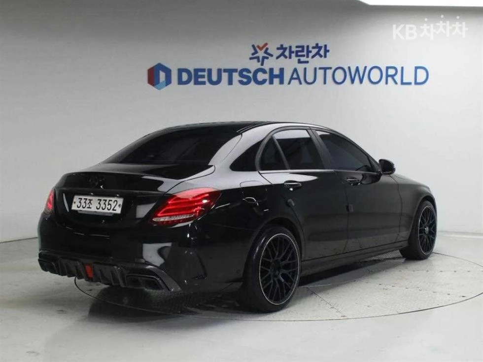 Mercedes-Benz C 200 AMG LINE PANORAMA CAMERA BURMESTER, снимка 2 - Автомобили и джипове - 55517042