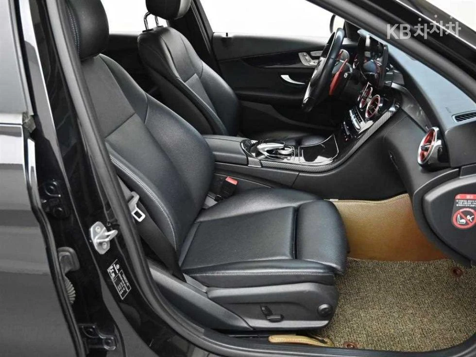 Mercedes-Benz C 200 AMG LINE PANORAMA CAMERA BURMESTER, снимка 9 - Автомобили и джипове - 55517042