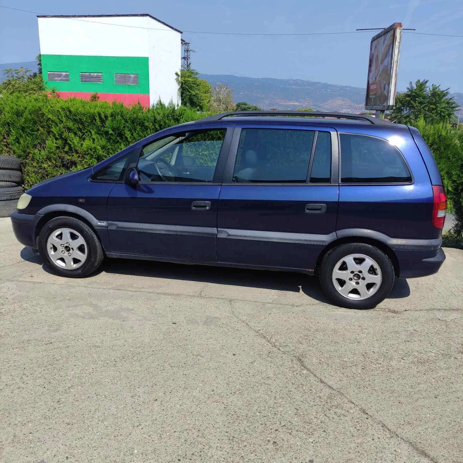 Opel Zafira, снимка 2 - Автомобили и джипове - 55728242