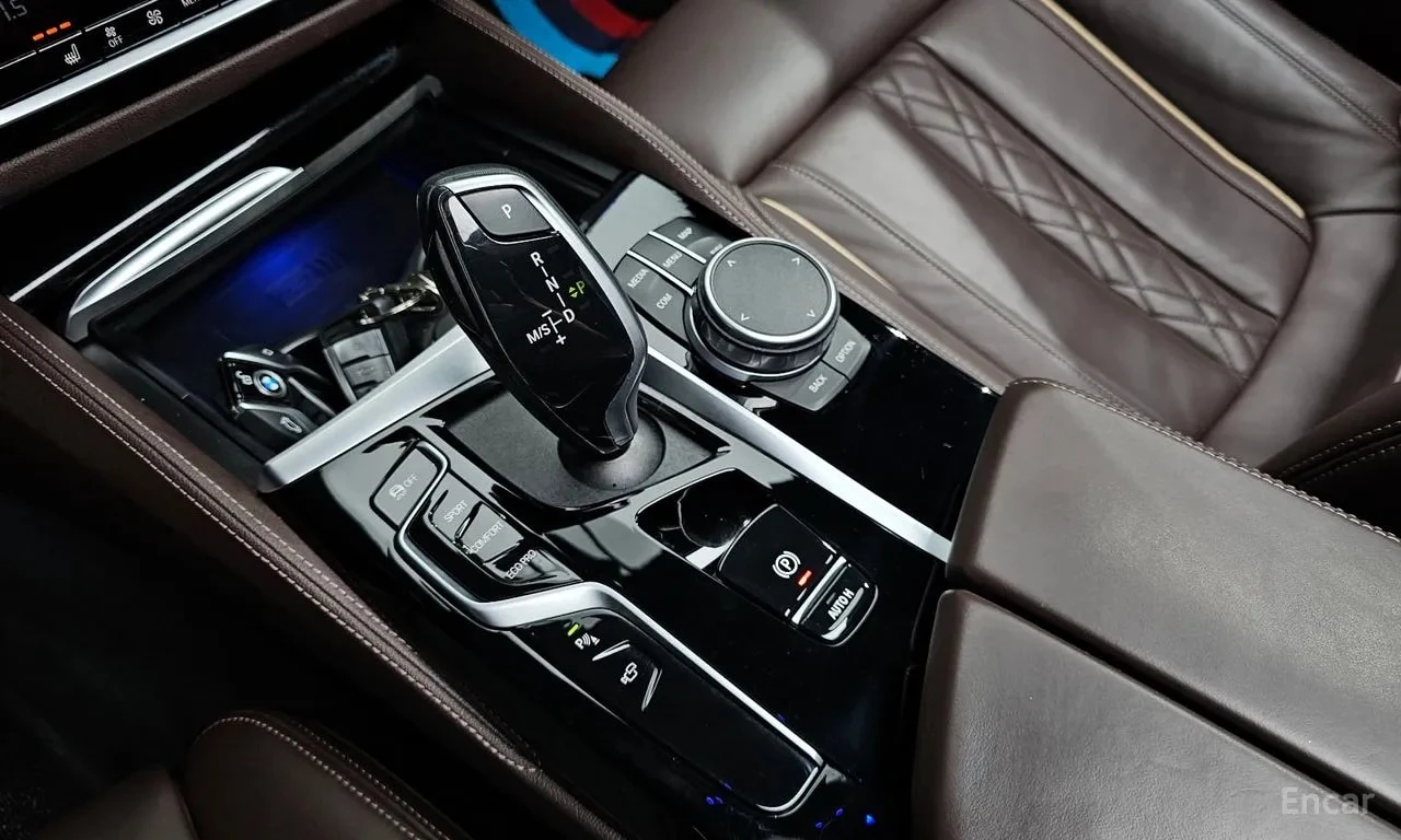 BMW 520 XDRIVE20D * M SPORT* ��������� ���� �� ��������*   | Mobile.bg � ����������� 11