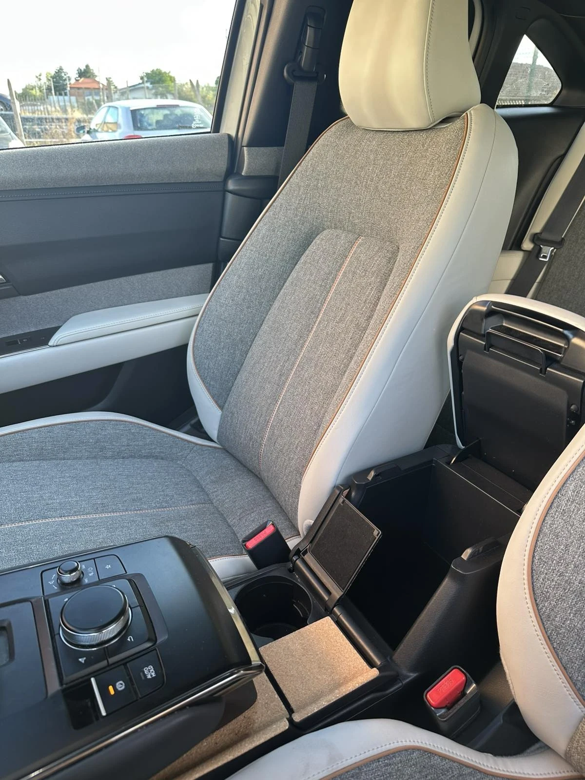 Mazda MX-30 NAVI+ BOSE+ 360 + ПОДГРЕВ, снимка 13 - Автомобили и джипове - 56248103