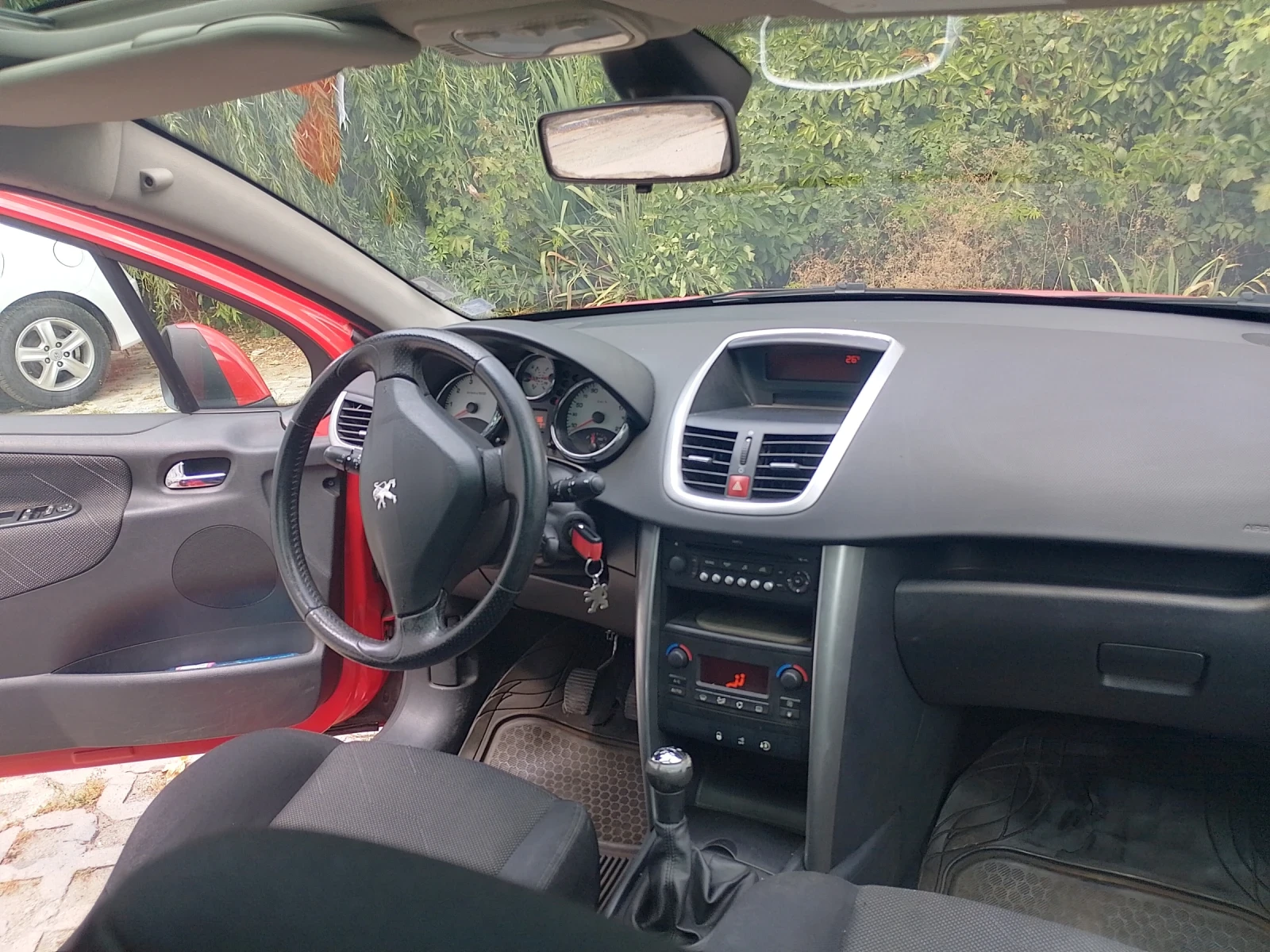 Peugeot 207 SW, снимка 4 - Автомобили и джипове - 56325576
