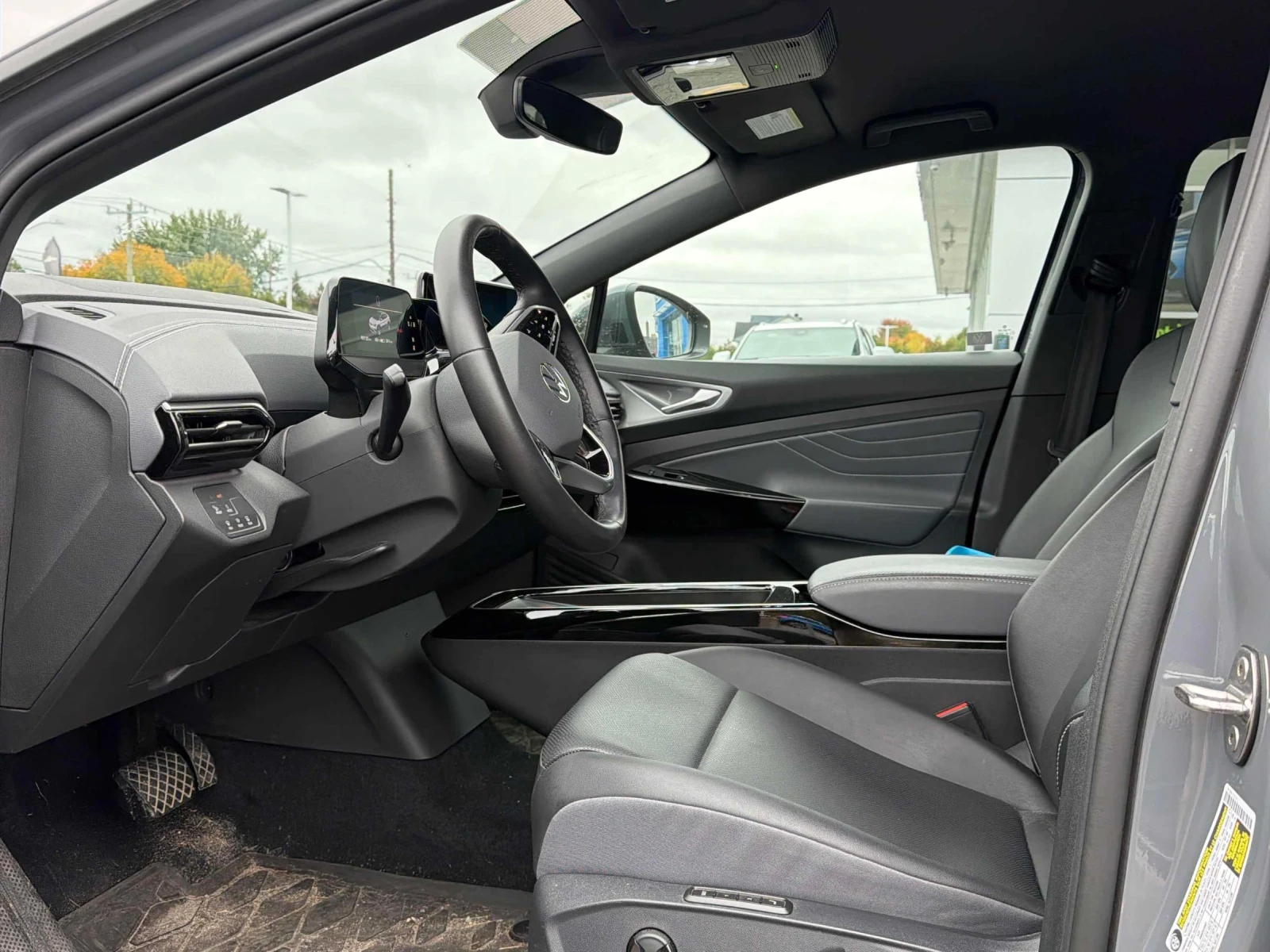 VW ID.4 Pro* 4x4* Back cam* �������* 2�����* Keyless*  | Mobile.bg � ����������� 7