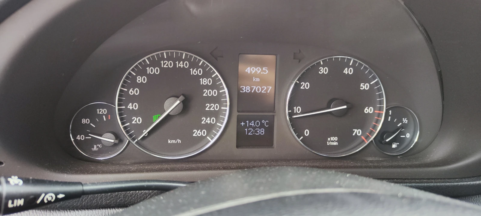 Mercedes-Benz C 180 Kompressor, снимка 8 - Автомобили и джипове - 56713548