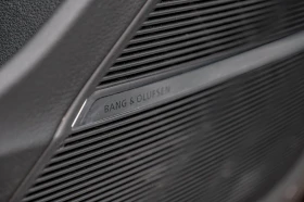 Audi Q8 50TDI/Distronic/Bang&Olufsen/Side Assist/3D Камера, снимка 14