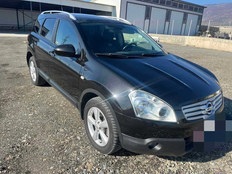 Nissan Qashqai 2.0, снимка 2 - Автомобили и джипове - 48043809