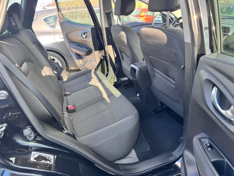 Renault Kadjar 1.5dci business auto, снимка 12 - Автомобили и джипове - 52969160
