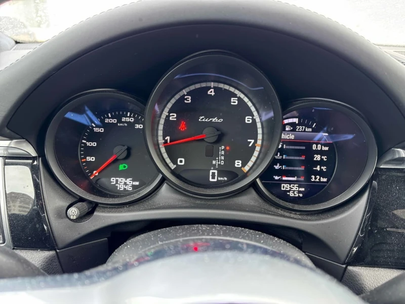 Porsche Macan * Turbo * CARFAX * ЦЕНА ДО БГ, снимка 8 - Автомобили и джипове - 53469298