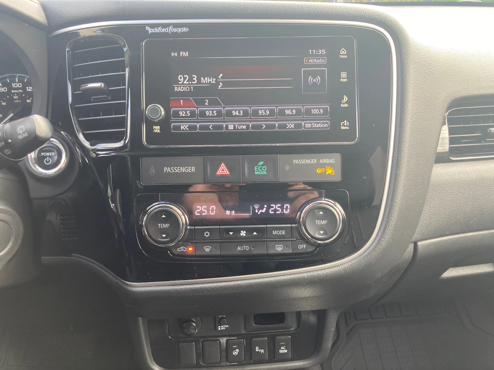 Mitsubishi Outlander  - изображение 7