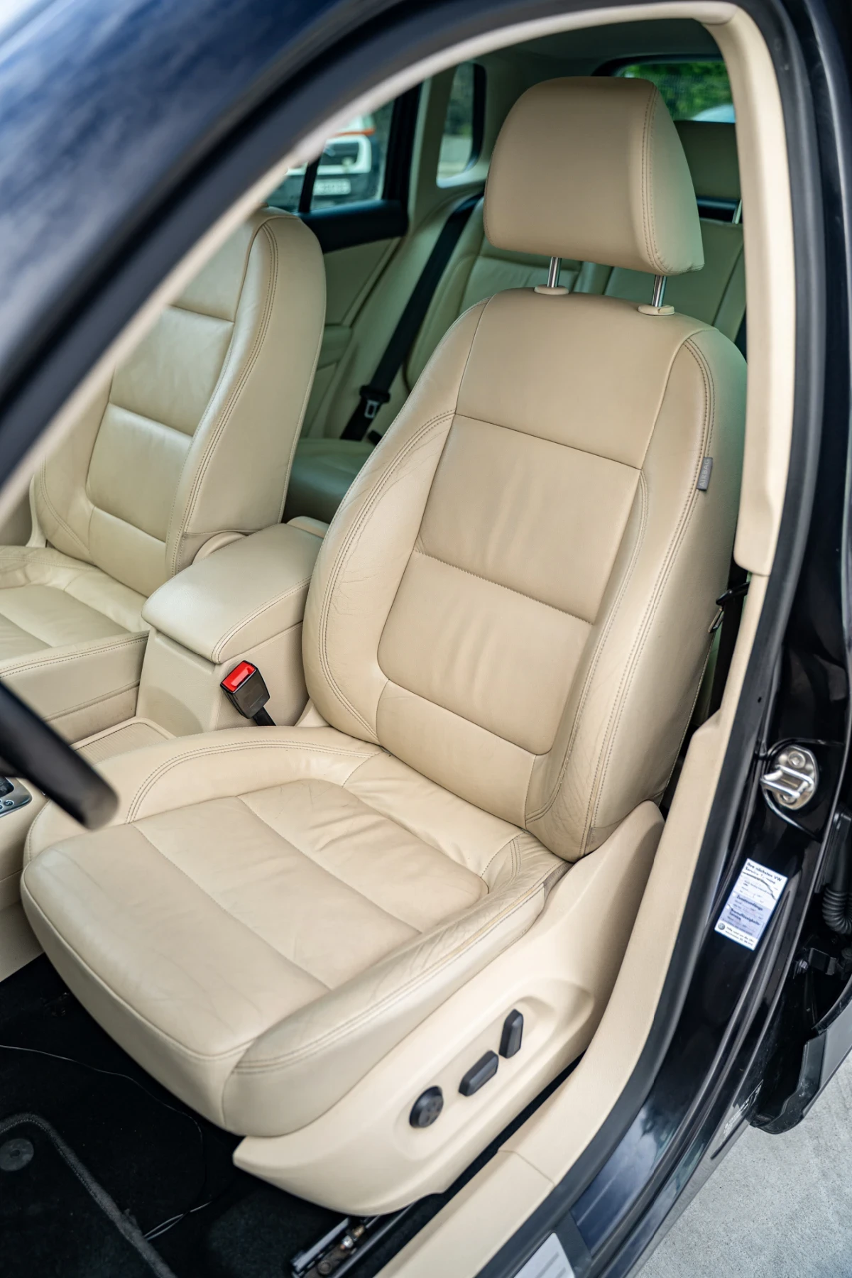 VW Tiguan  - изображение 6