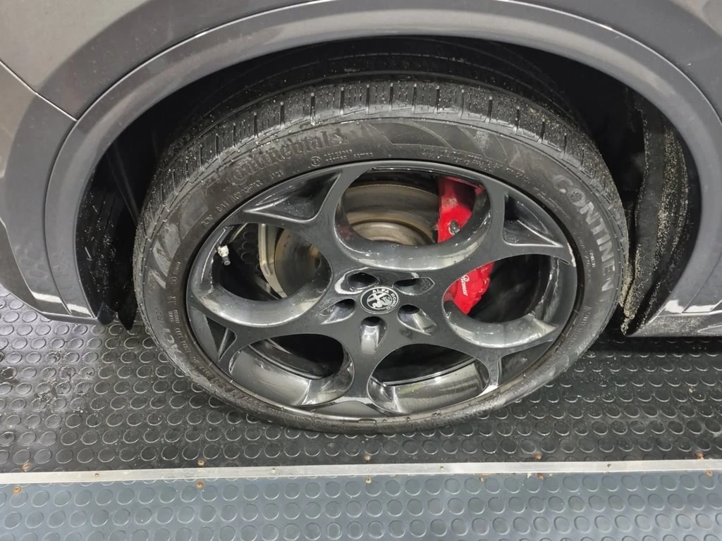 Alfa Romeo Stelvio VELOCE  CARFAX | Mobile.bg � ����������� 17