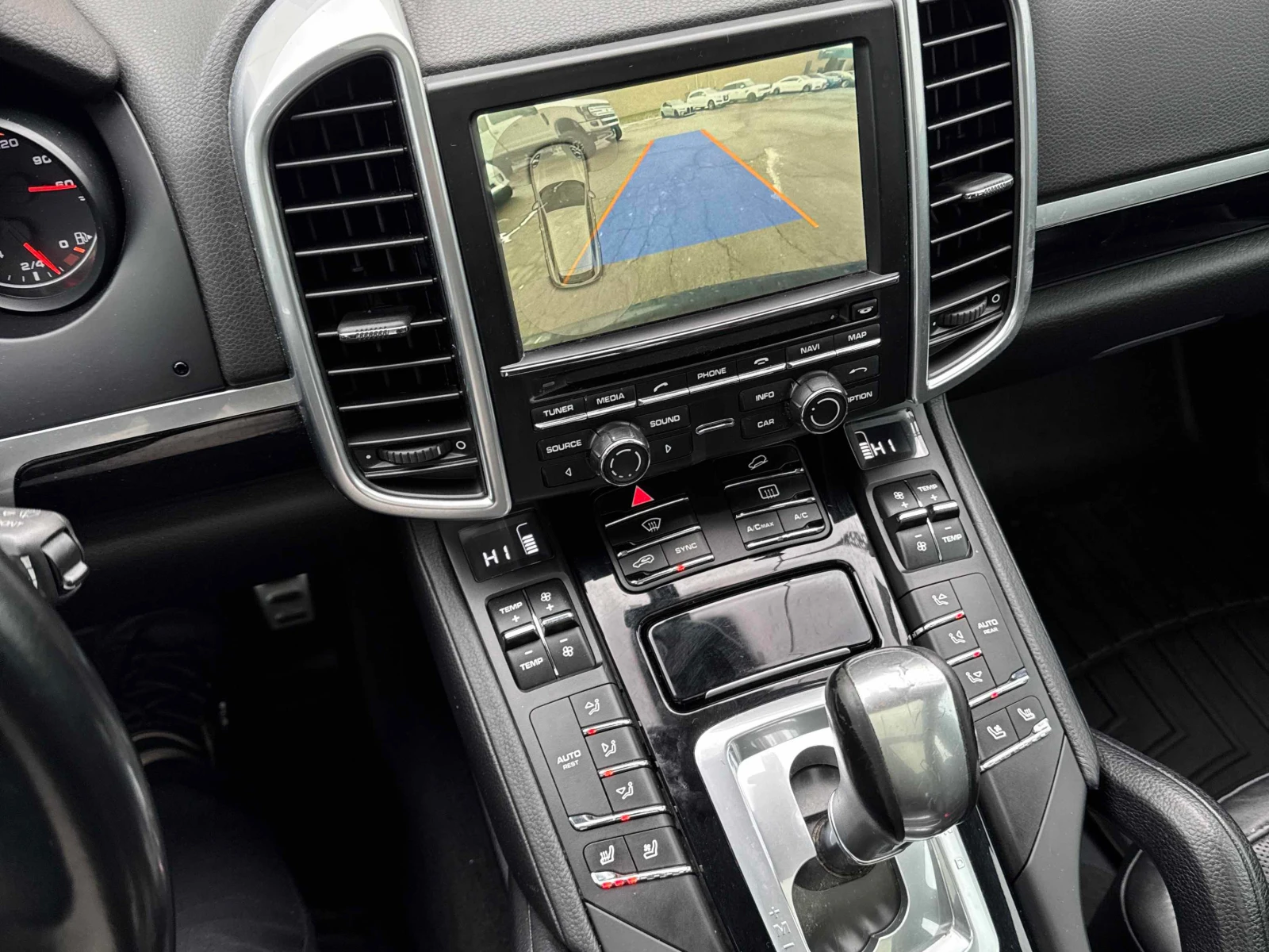 Porsche Cayenne S* PANO* Задна камера* Предна камера* Обдухване*  - изображение 10