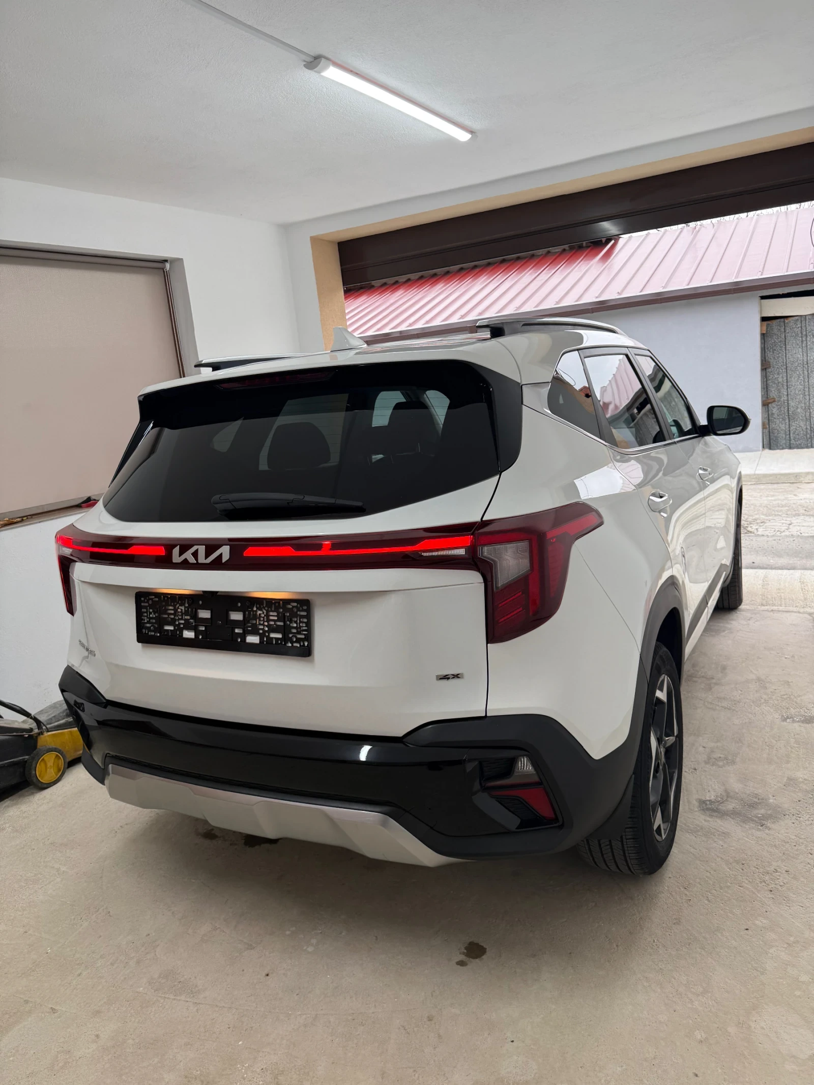 Kia Seltos 2.0 MPI AWD 4x4, снимка 6 - Автомобили и джипове - 54206209