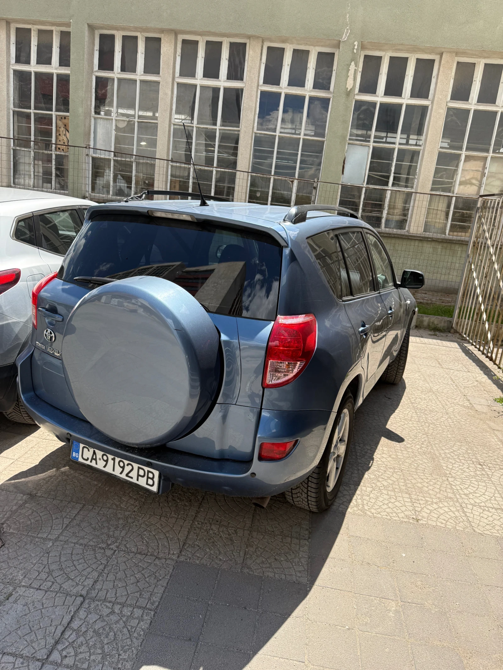 Toyota Rav4, снимка 7 - Автомобили и джипове - 54458459