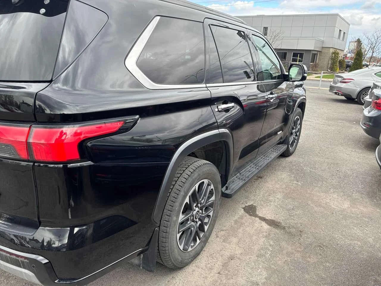Toyota Sequoia * Limited 4WD * 360 * ДИСТРОНИК * ОБДУХВАНЕ, снимка 3 - Автомобили и джипове - 54562845