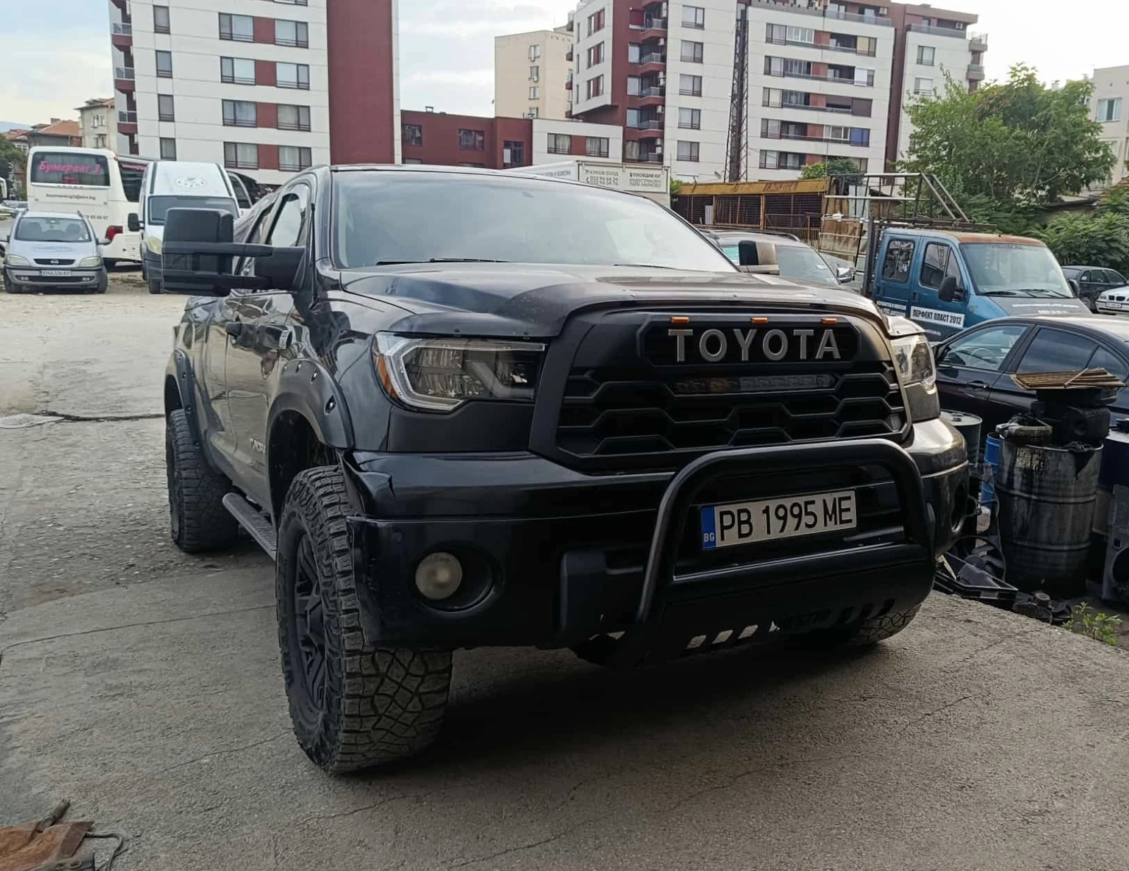 Toyota Tundra SR5, снимка 4 - Автомобили и джипове - 54681187