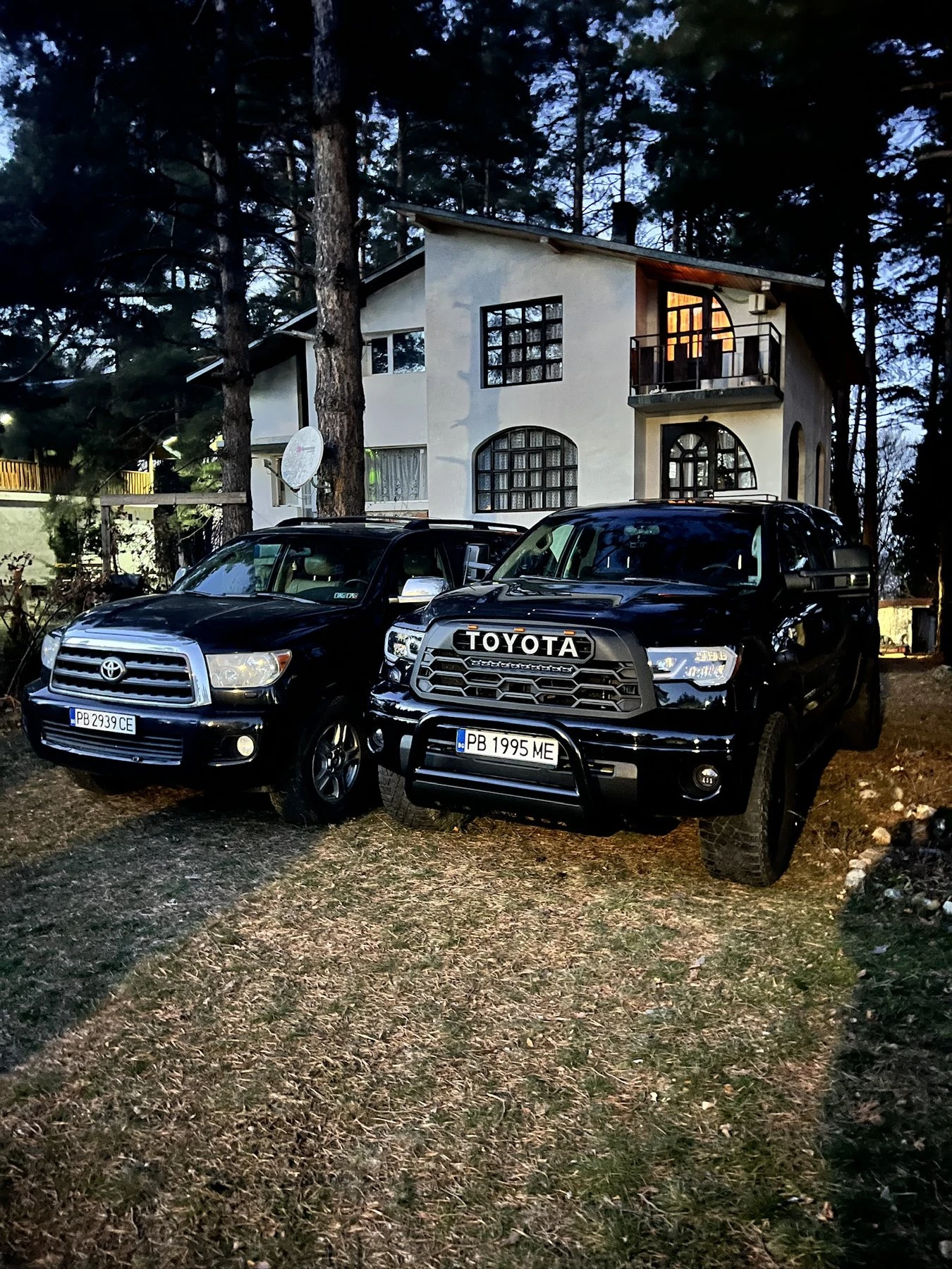 Toyota Tundra SR5, снимка 2 - Автомобили и джипове - 54681187