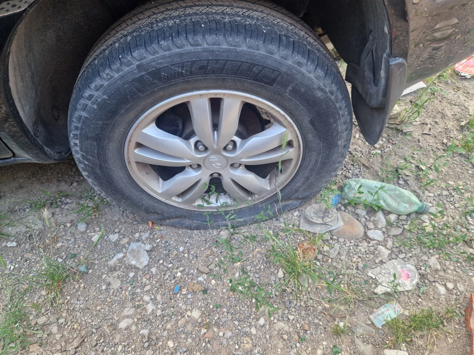 Hyundai Tucson, снимка 3 - Автомобили и джипове - 54973215