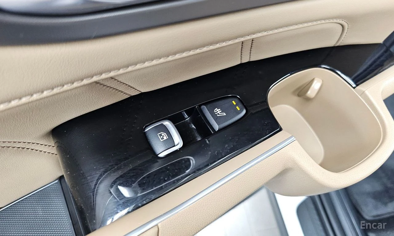 Kia Sorento 1.6* HYBRID* NOBLESSE* ПОДГРЕВ* ОБДУХВАНЕ* LANE* A, снимка 6 - Автомобили и джипове - 55314382