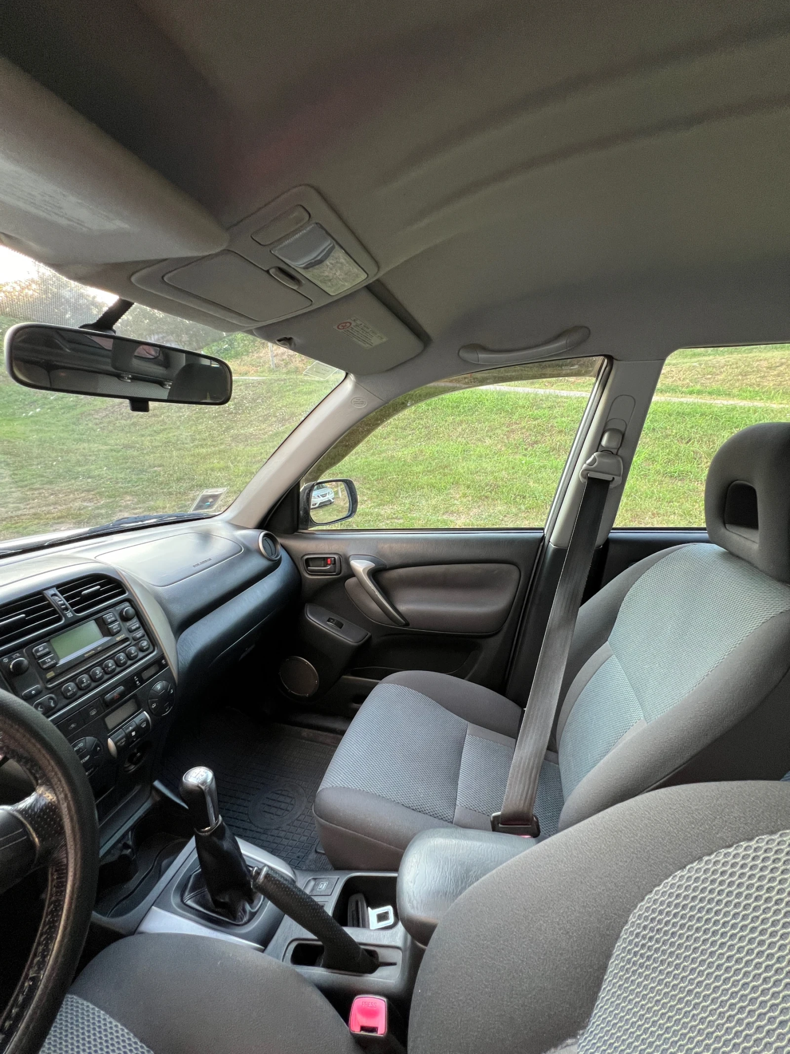 Toyota Rav4, снимка 8 - Автомобили и джипове - 55589866