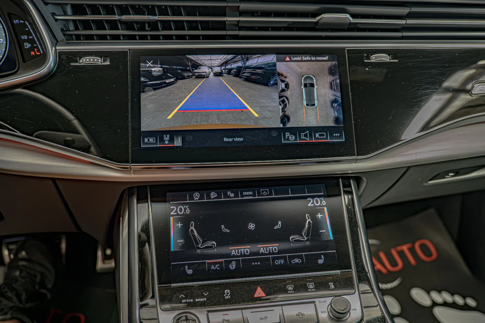Audi Q8 50TDI/Distronic/Bang&Olufsen/Side Assist/3D Камера, снимка 11 - Автомобили и джипове - 55643009