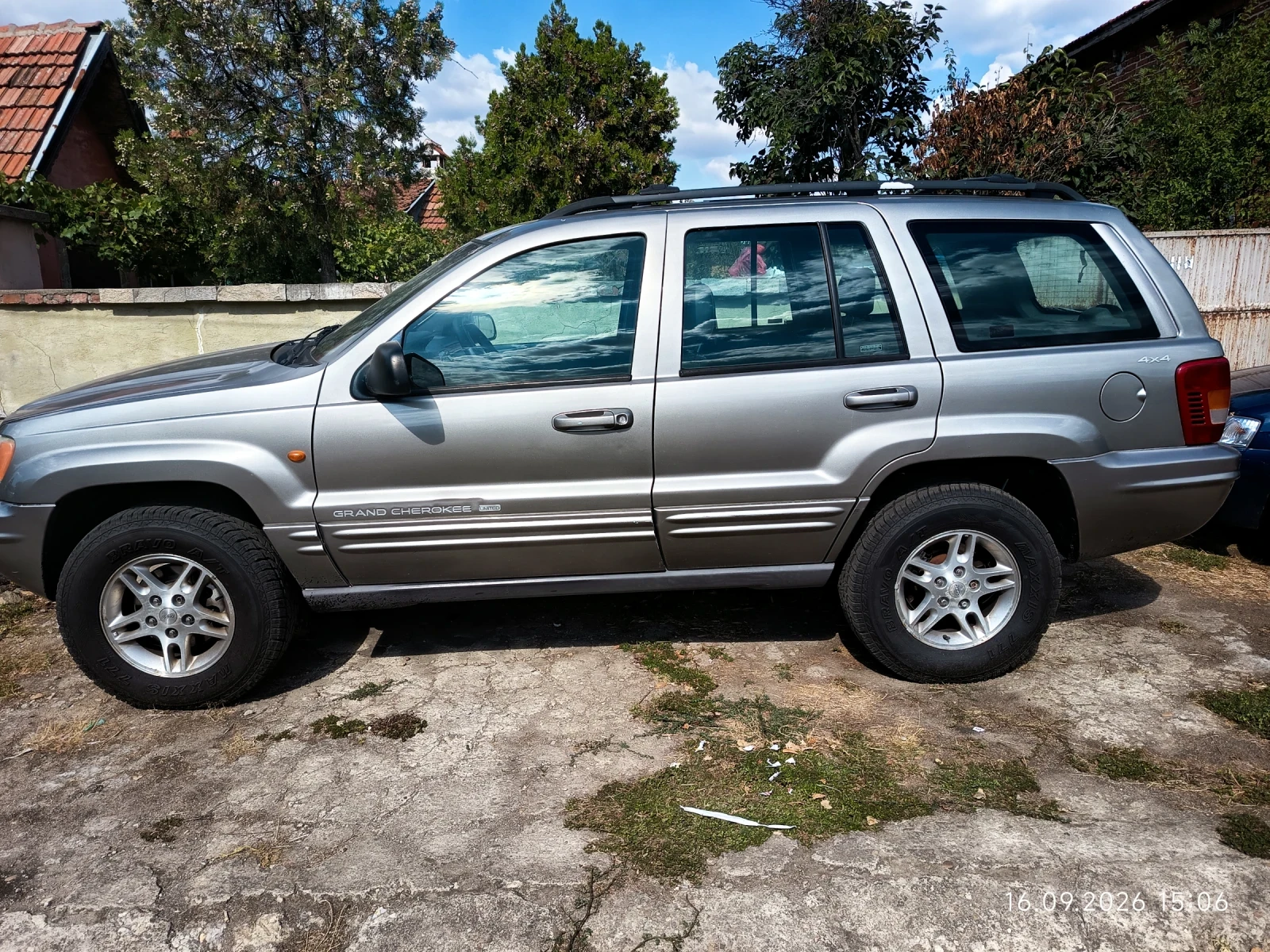 Jeep Grand cherokee, снимка 2 - Автомобили и джипове - 56103403