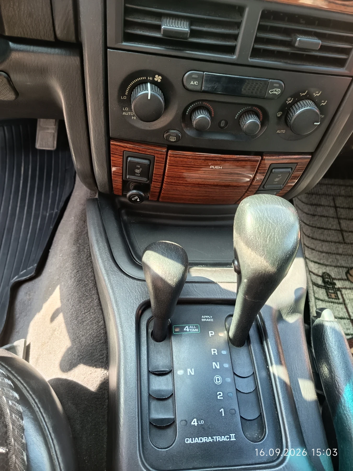 Jeep Grand cherokee, снимка 7 - Автомобили и джипове - 56103403