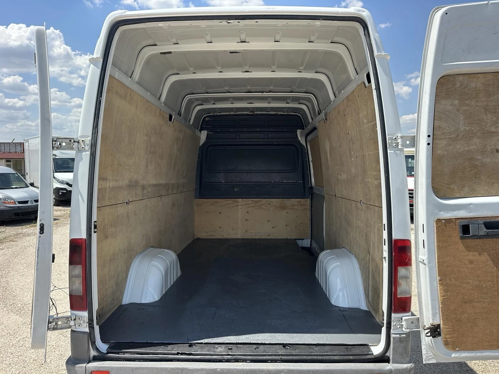 Mercedes-Benz Sprinter 308  - изображение 8