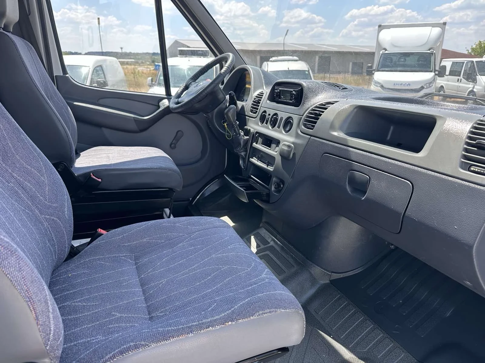 Mercedes-Benz Sprinter 308  - изображение 10