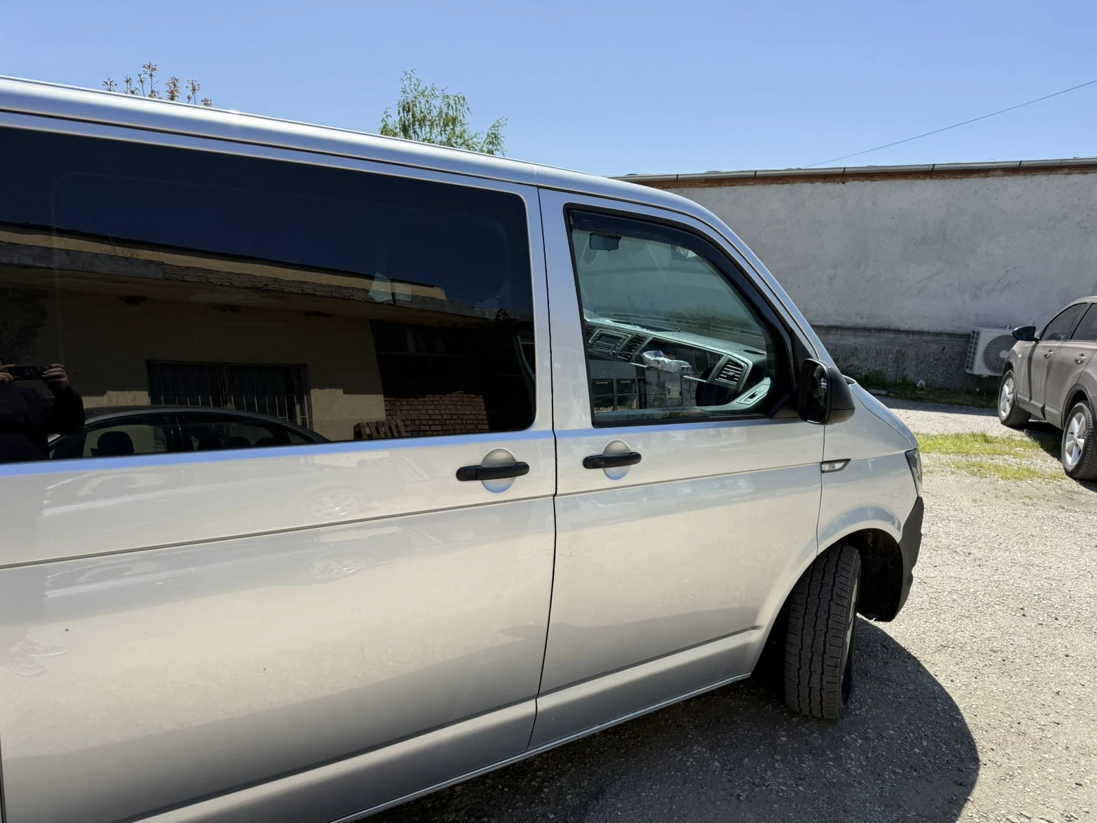 VW T6 2.0 TDI, снимка 7 - Бусове и автобуси - 54357381